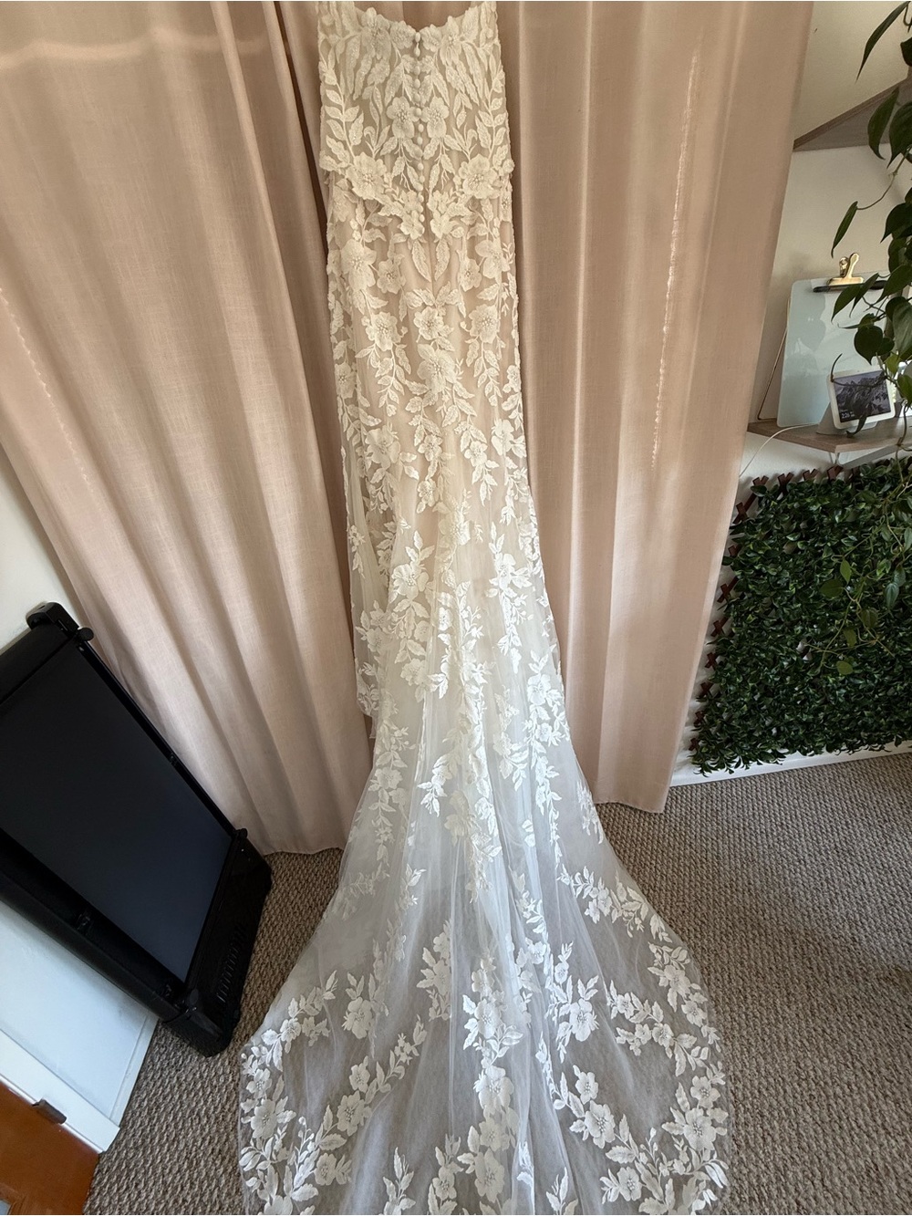 Wedding Dress Demetrios, Style 1538 | Size 12
